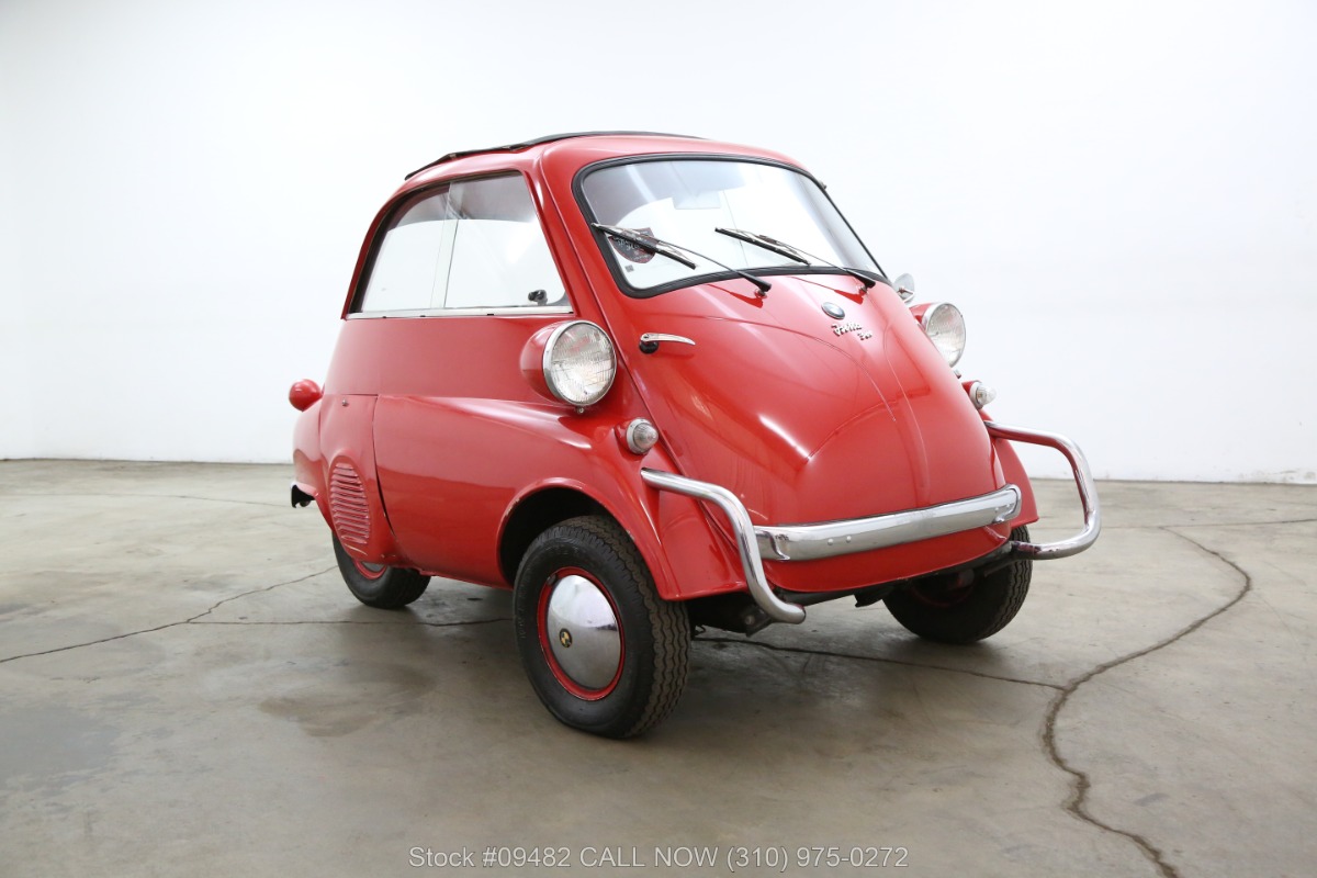 1957 BMW Isetta 300 | Beverly Hills Car Club