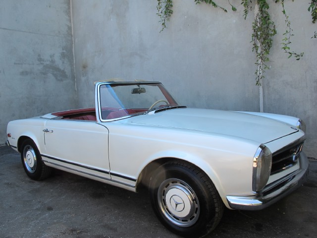 1970 Mercedes-Benz 280SL 