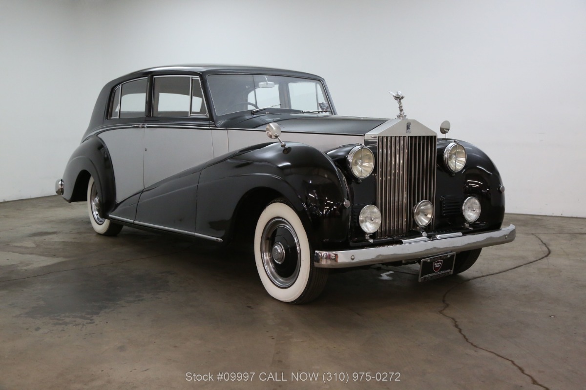 激レア 1/64 Rolls Royce Wraith シリアルナンバー入り おもちゃ
