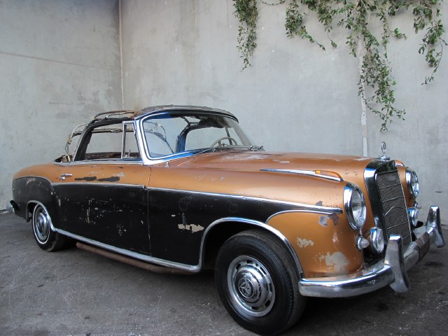 1958 Mercedes-Benz 220S 