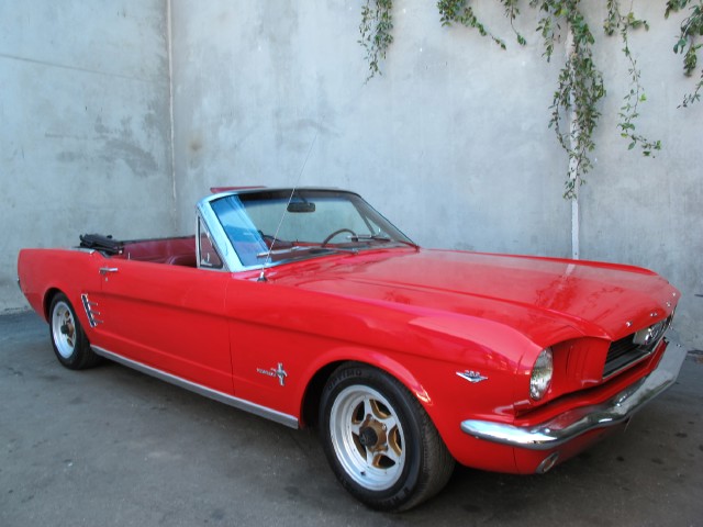 1966 Ford Mustang 