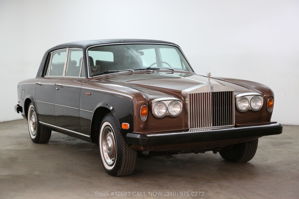 Lot 33  1976 RollsRoyce Silver Shadow