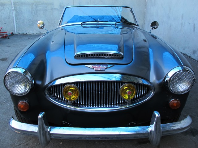 Austin Healey  BJ8  