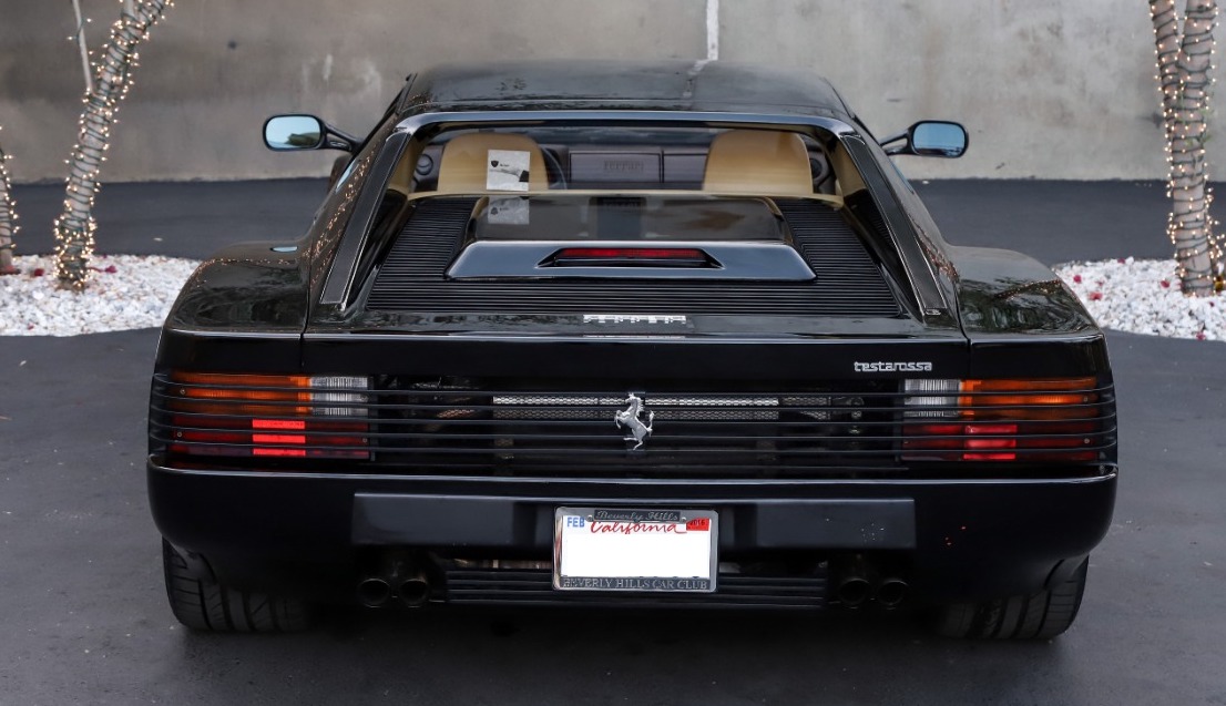 1989-ferrari-testarossa-back-end