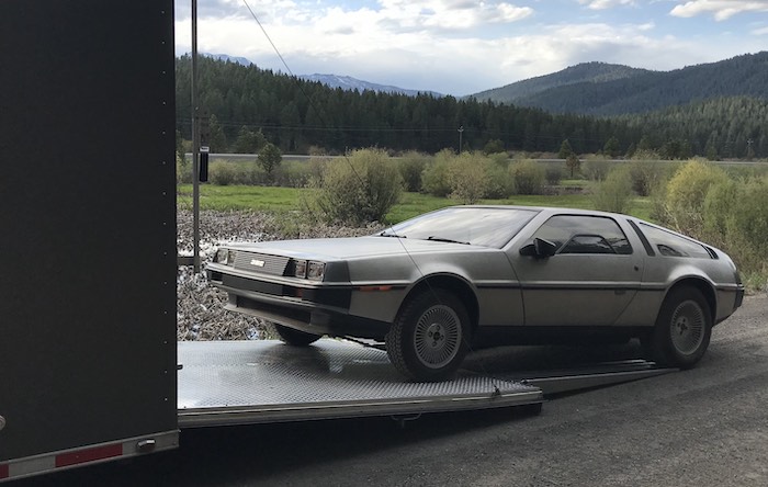 Delorean transport