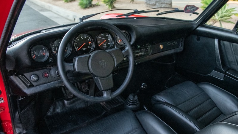 1975 Porsche 930 Turbo interior