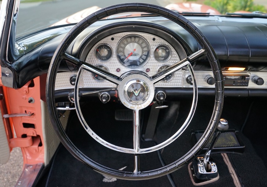 1957-ford-thunderbird interior