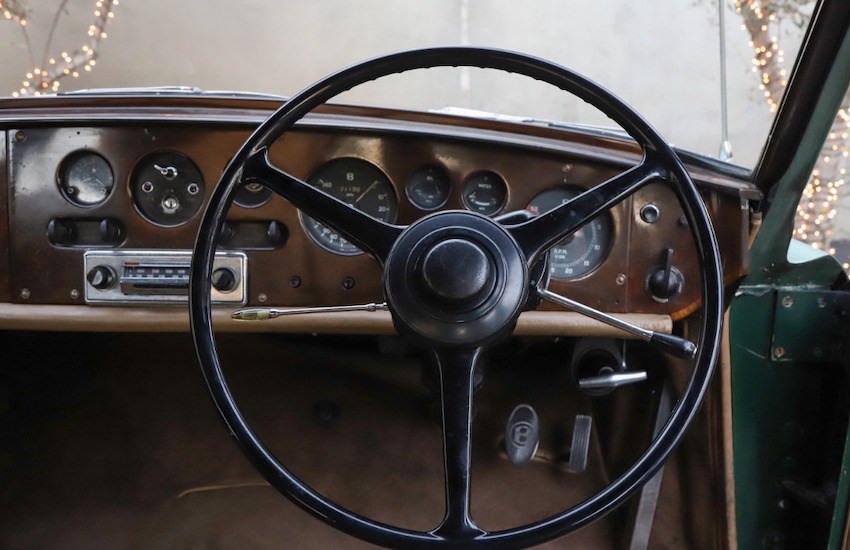 1960 Bentley S2 Continental James Young steering