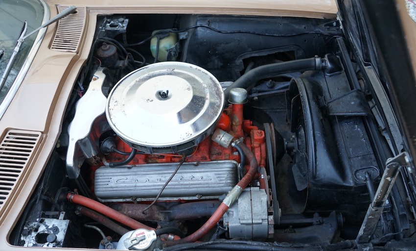 1963 chevrolet corvette split-window coupe engine