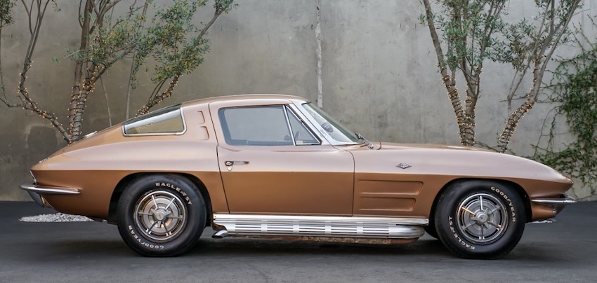 1963 chevrolet corvette split-window coupe side view