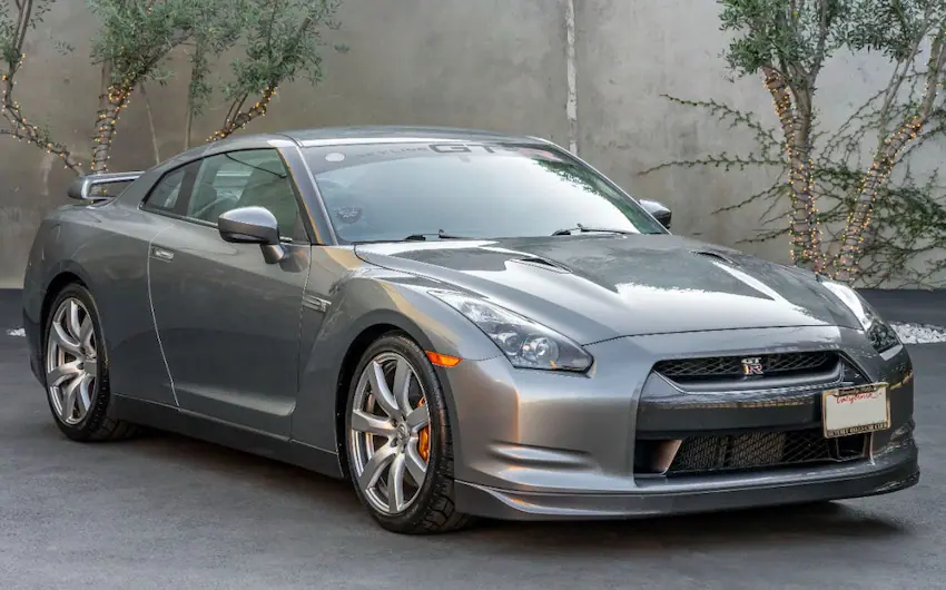 2009 NISSAN　GT-R　・ディナーカー 2009 Nissan GT-R | Collective Auto Group