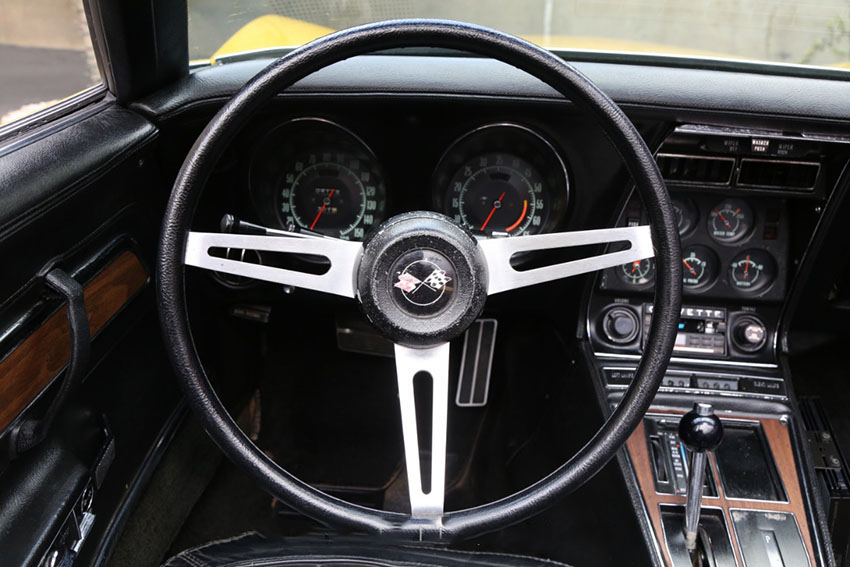 1971 Chevrolet Corvette 454 LS5 Convertible interior