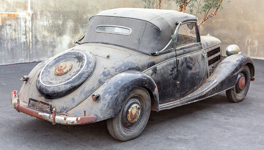 1939 Mercedes-Benz 170V Cabriolet A rear view