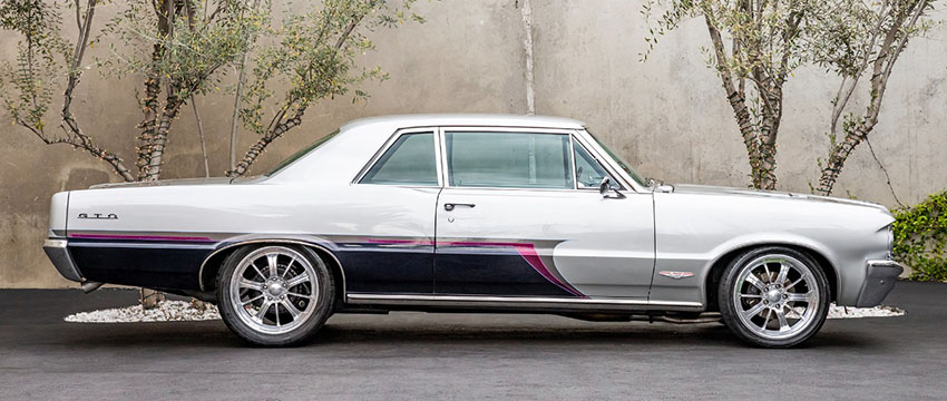 1964 Pontiac GTO side view