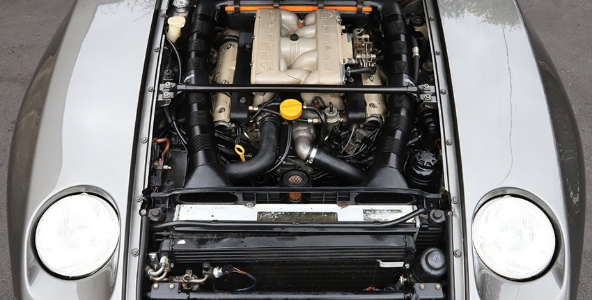 1993 Porsche 928GTS 5-Speed engine