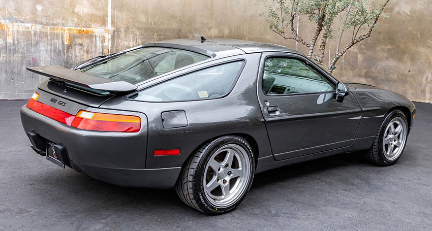 1993 Porsche 928GTS 5-Speed rear view