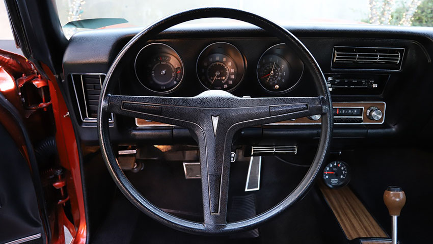 1969 Pontiac GTO Judge interior