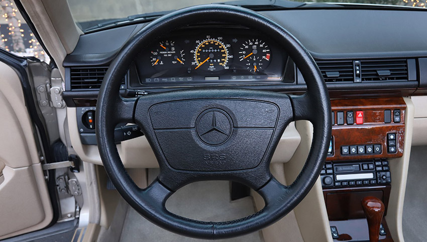 1995 Mercedes-Benz E320 Cabriolet interior