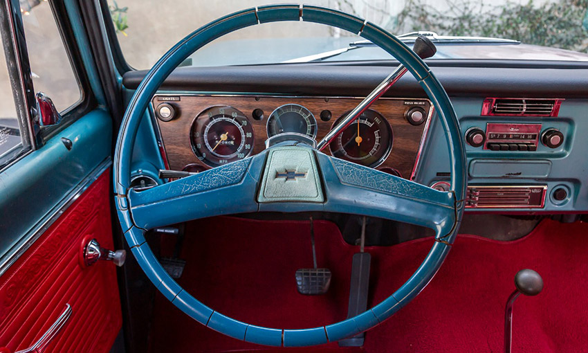 1969 Chevrolet K5 Blazer interior
