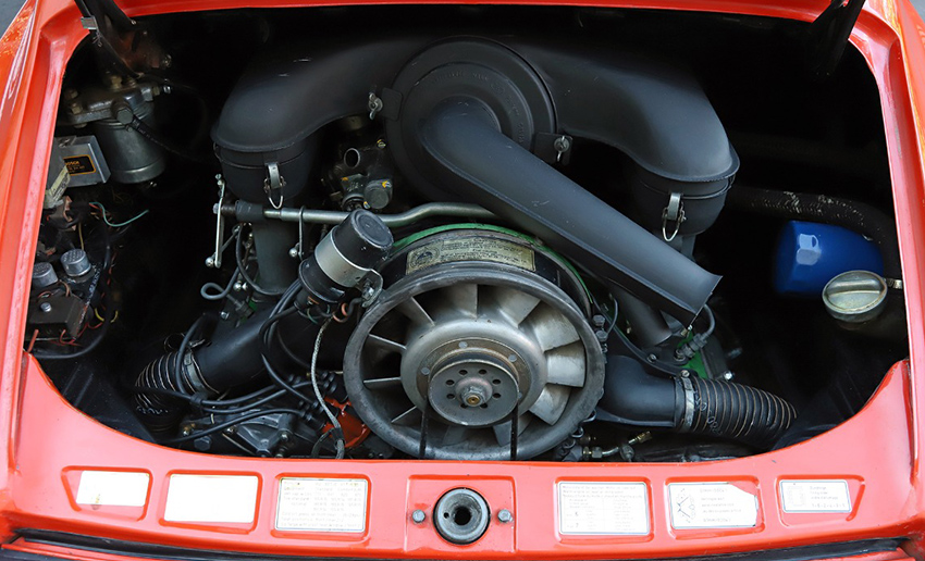 1969 Porsche 911E Targa engine