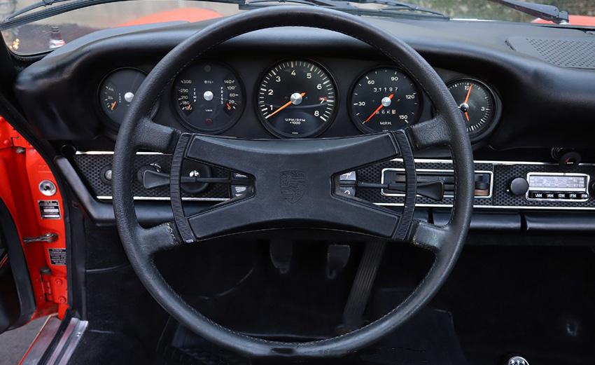 1969 Porsche 911E Targa interior