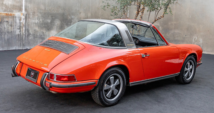 1969 Porsche 911E Targa rear view