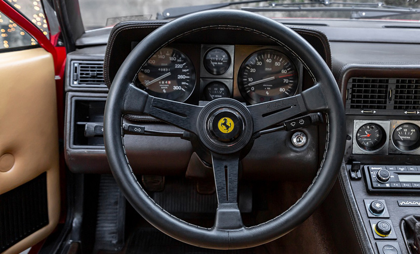1985 Ferrari 400i 5-Speed interior