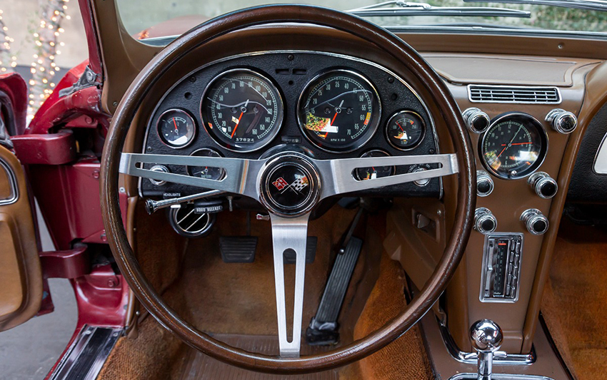 1967 Chevrolet Corvette Coupe interior