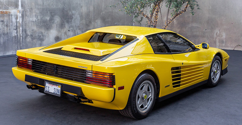 1988 Ferrari Testarossa rear view