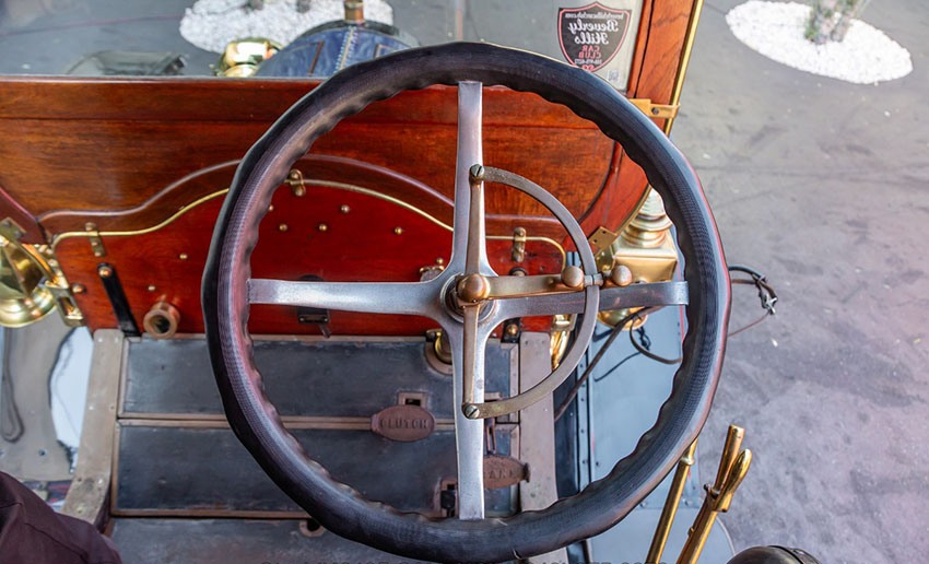 1911 Cadillac Model 30 Limousine interior
