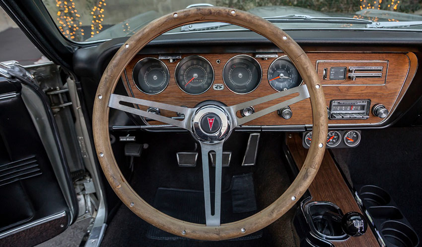 1967 Pontiac GTO Convertible interior