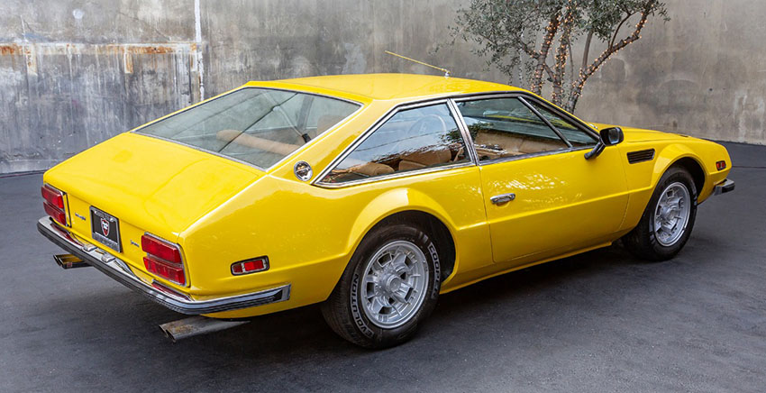 1973 Lamborghini Jarama 400 GT rear view
