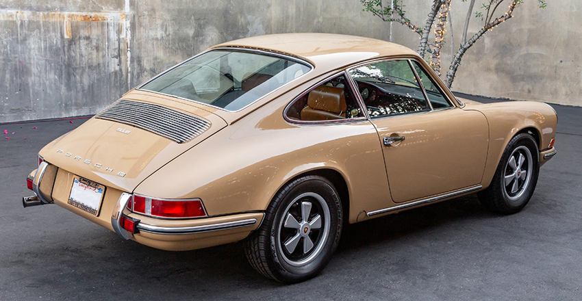 1969 Porsche 912 Coupe 5-Speed rear view