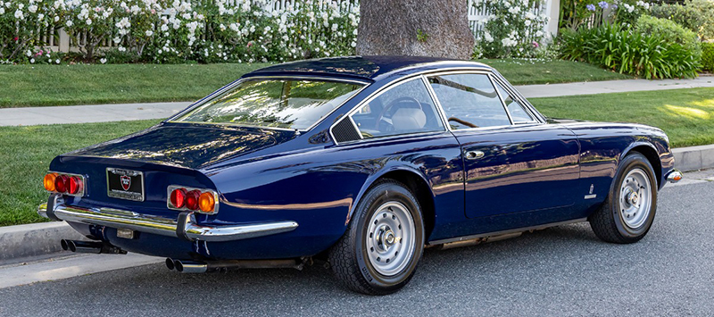 1969 Ferrari 365GT 22 rear view