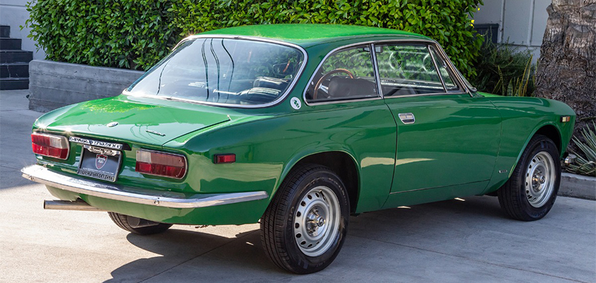 1974 Alfa Romeo GTV 2000 rear view