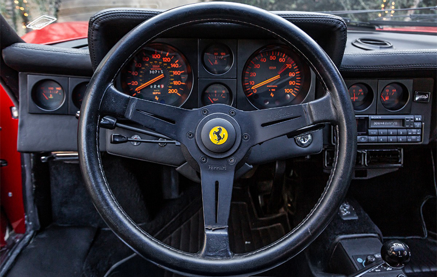 1983 Ferrari 512BBI Berlinetta Boxer interior