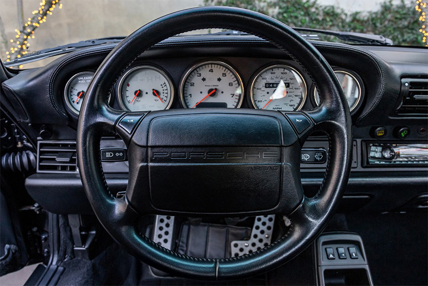 1992 Porsche 964 Turbo interior