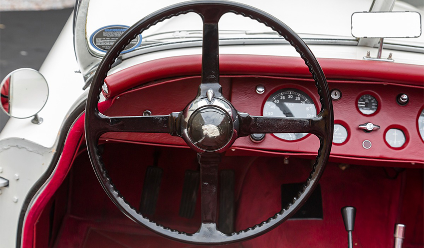 1952 Jaguar XK120 Roadster interior