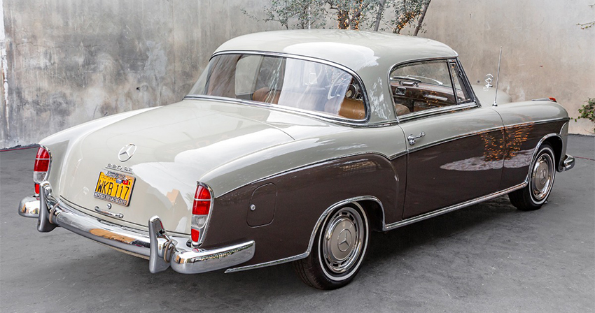 1960 Mercedes-Benz 220SE Sunroof Coupe rear view