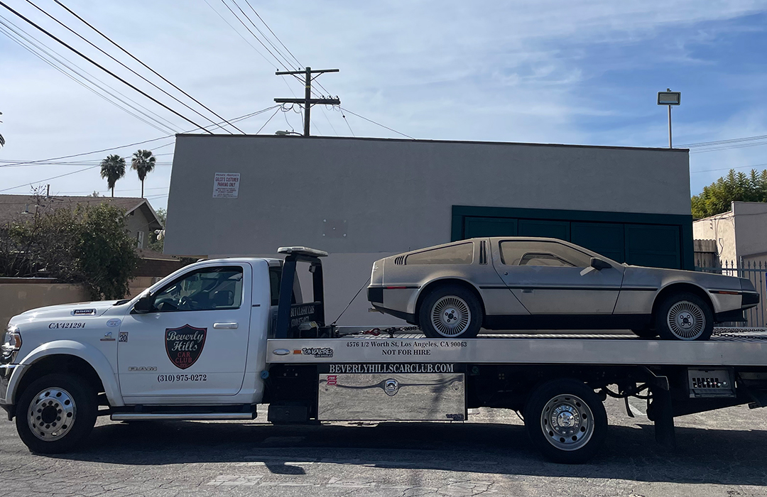 Classic Delorean Dealer