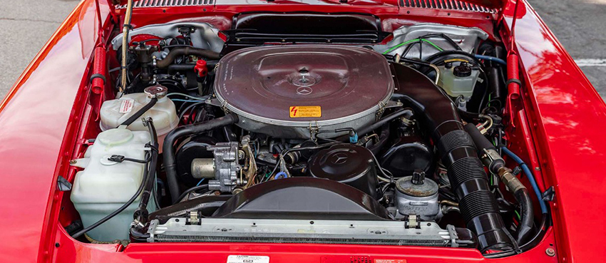 1986 Mercedes-Benz 560SL engine