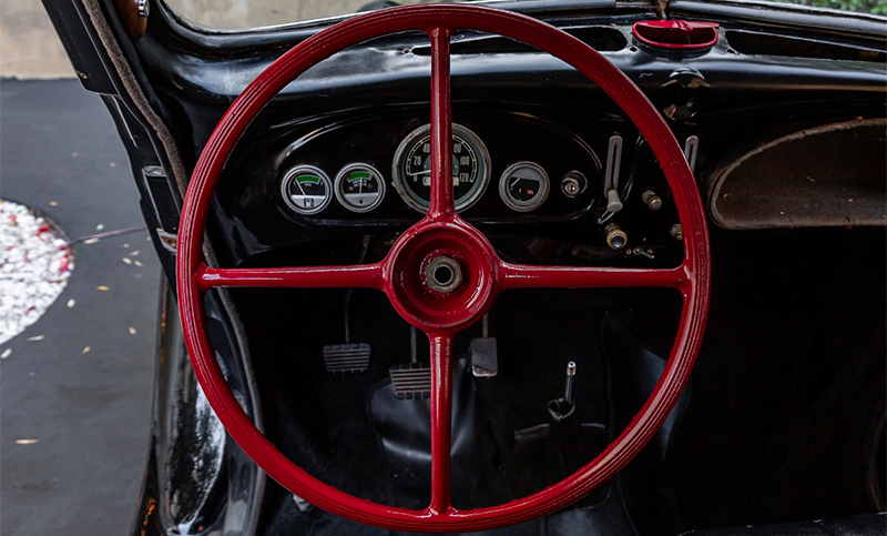 1946 BMW 321 interior