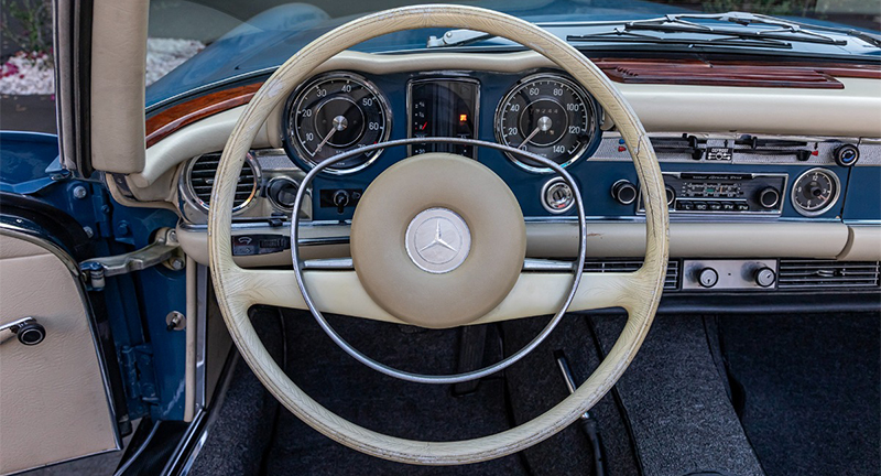 1970 Mercedes-Benz 280SL California Special interior