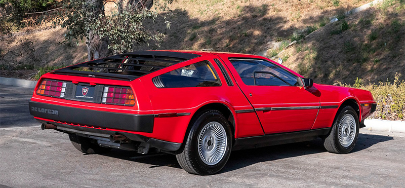 1981 DeLorean DMC-12 rear view