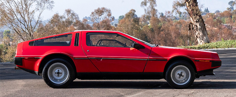 1981 DeLorean DMC-12 side view