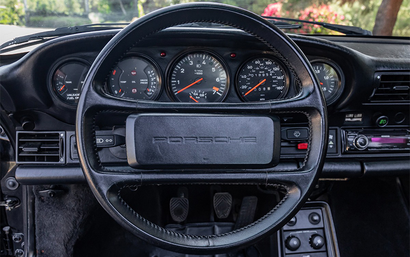 1989 Porsche 930 Turbo Targa interior