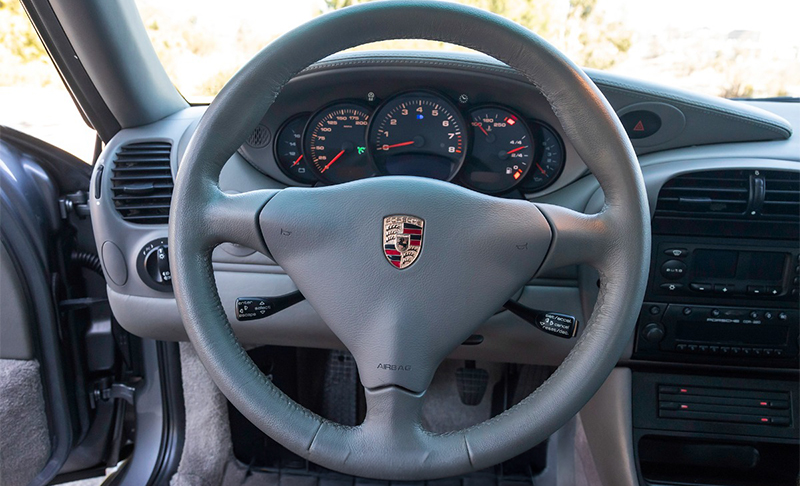 2002 Porsche 996 Carrera 4S interior