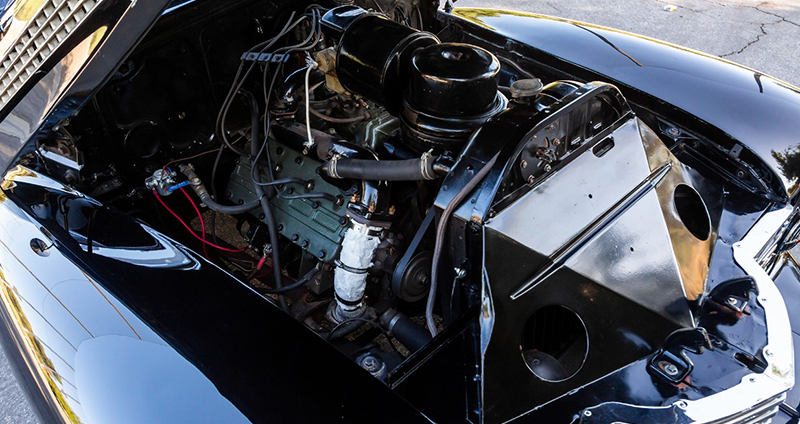 1941 Cadillac Series 62 Deluxe Convertible Coupe engine