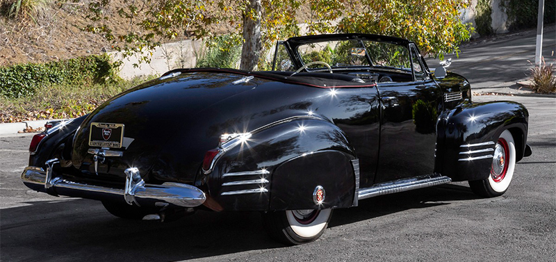 1941 Cadillac Series 62 Deluxe Convertible Coupe rear view